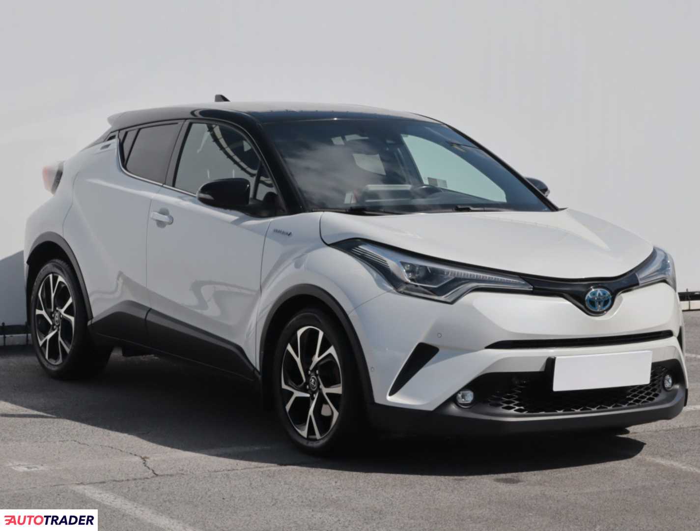 Toyota C-HR 2018 1.8 120 KM