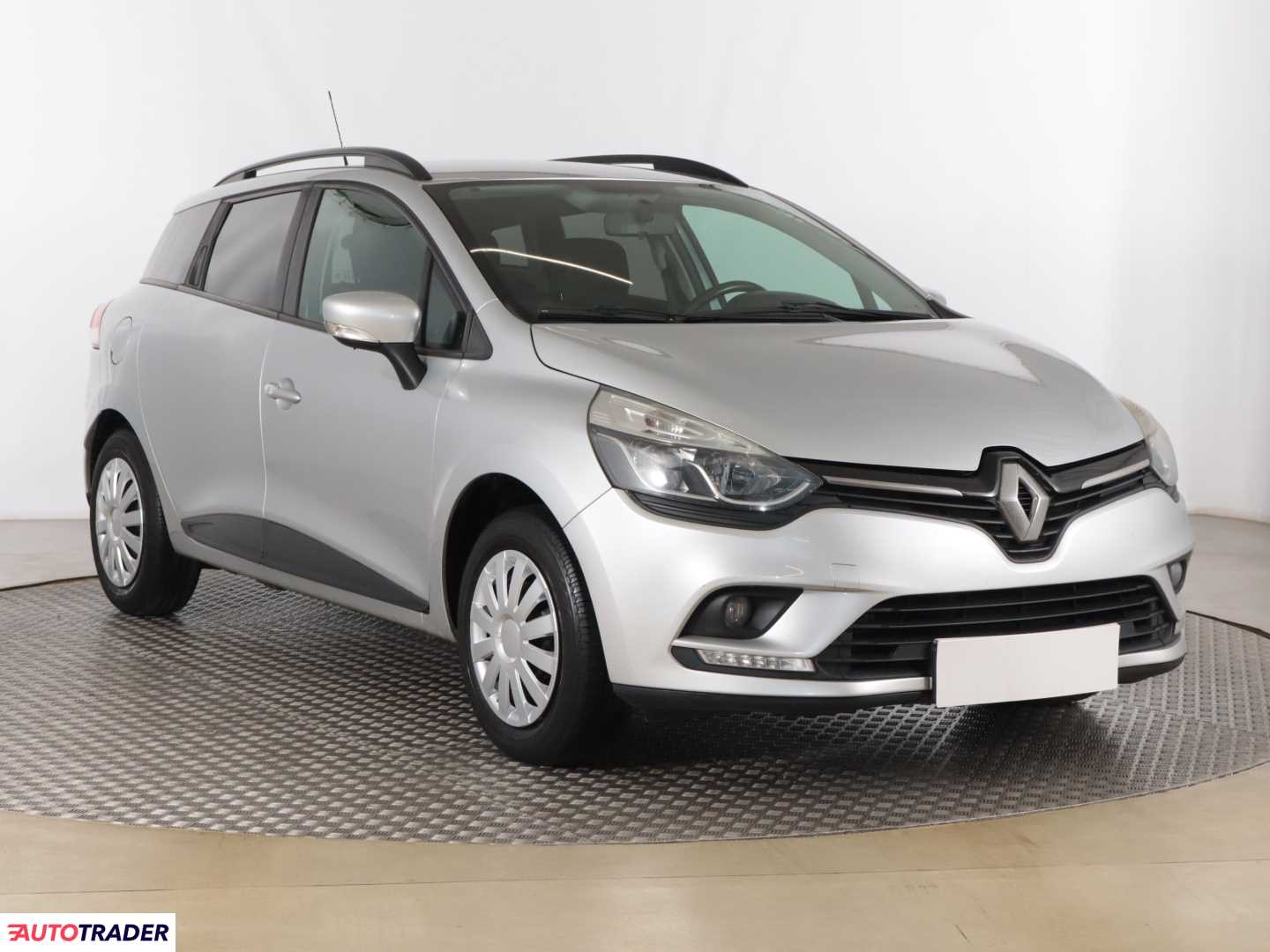 Renault Clio 2017 0.9 88 KM