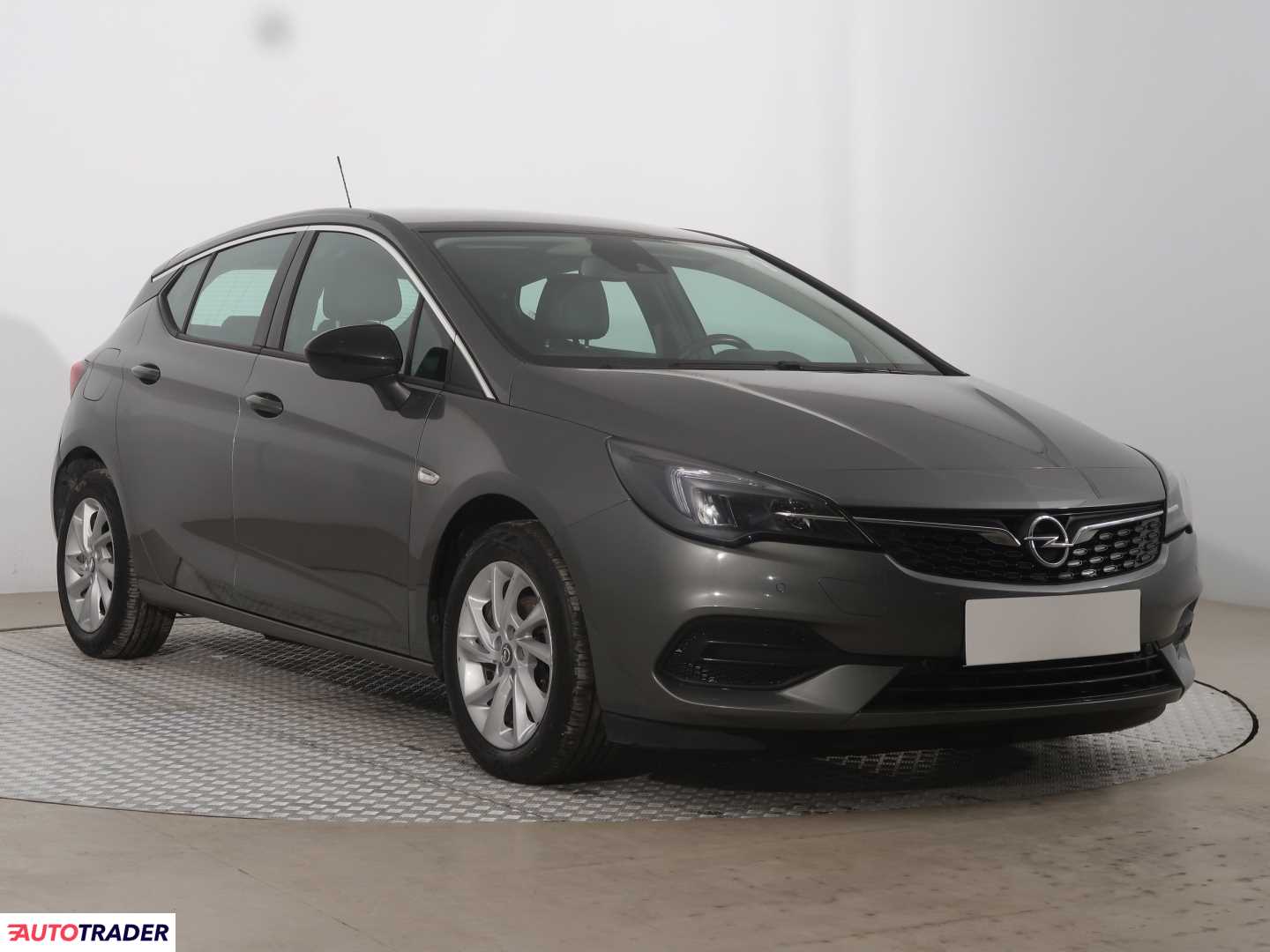 Opel Astra 2021 1.2 143 KM