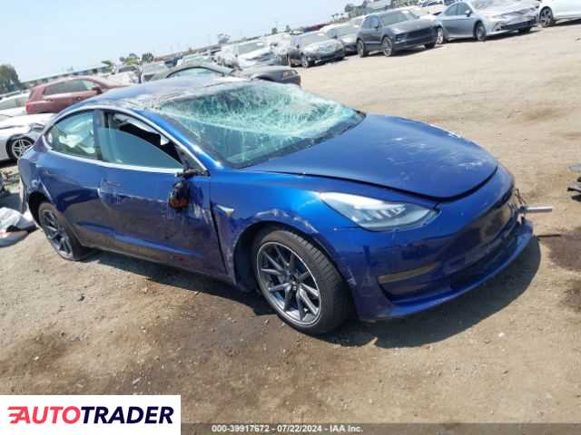 Tesla Model 3 2018