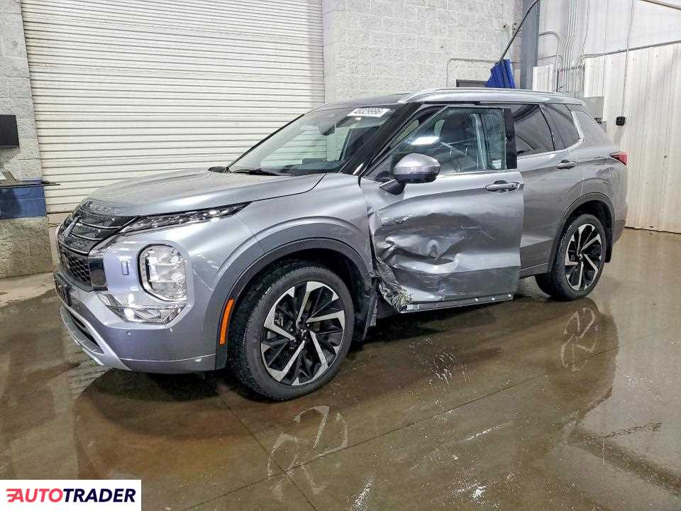 Mitsubishi Outlander 2023 2