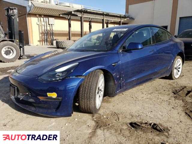 Tesla Model 3 2022