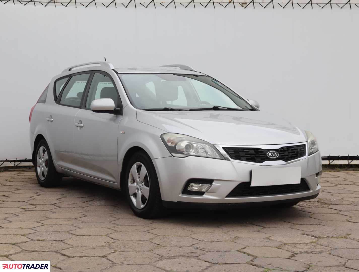 Kia Ceed 2009 1.6 124 KM