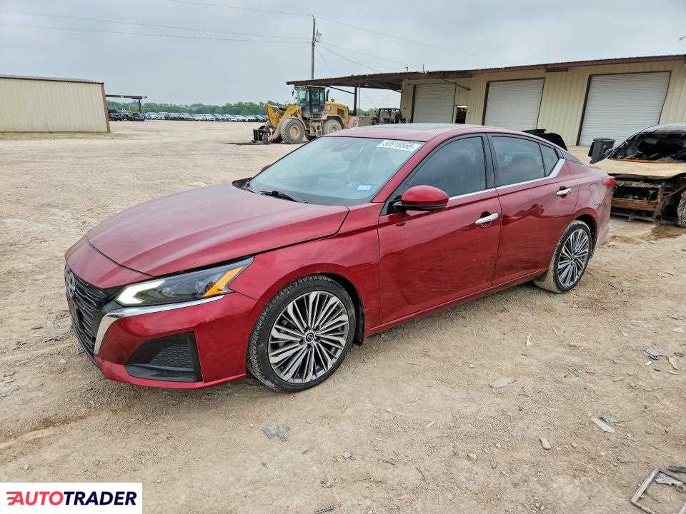 Nissan Altima 2023 2