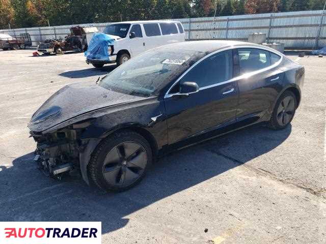 Tesla Model 3 benzyna 2020r. (ROGERSVILLE)