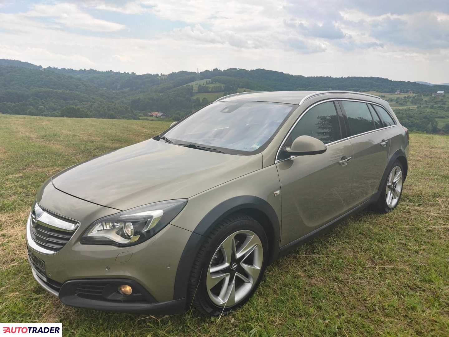 Opel Insignia 2013 2.0 250 KM