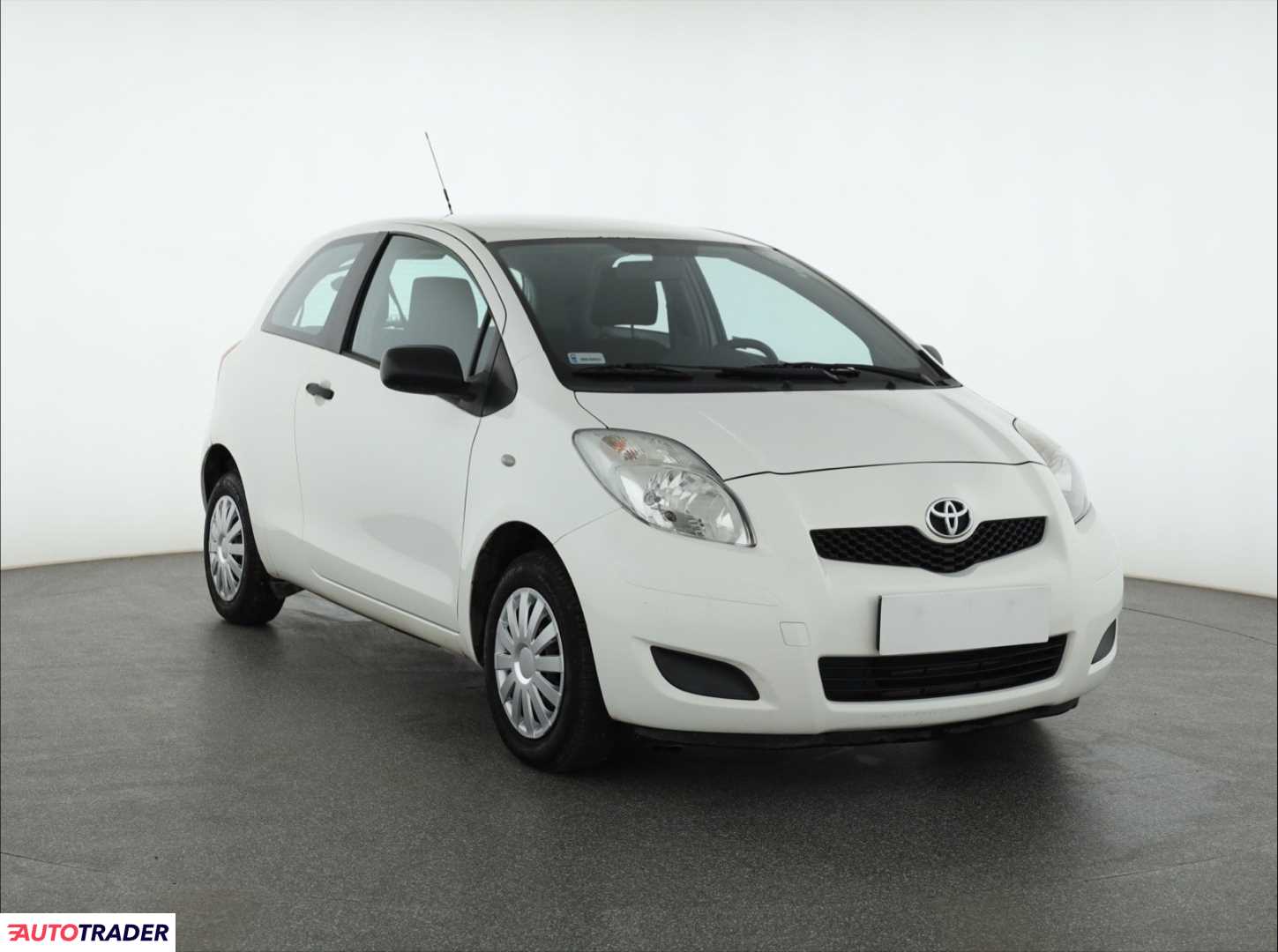 Toyota Yaris 2009 1.0 68 KM