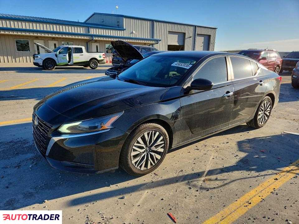 Nissan Altima 2024 2