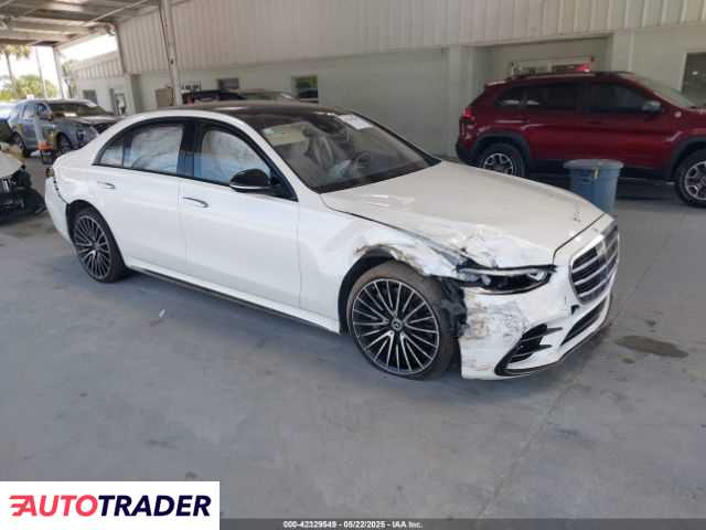 Mercedes 2023 4