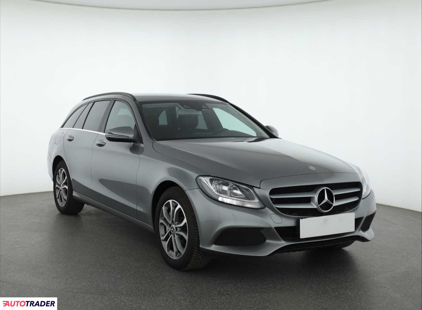 Mercedes C-klasa 2016 2.0 207 KM