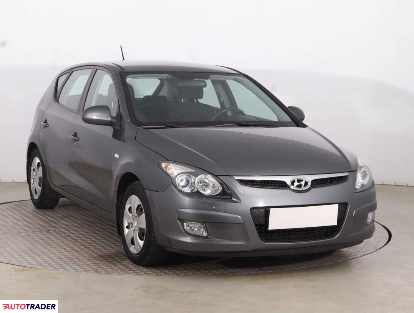 Hyundai i30 2009 1.4 107 KM