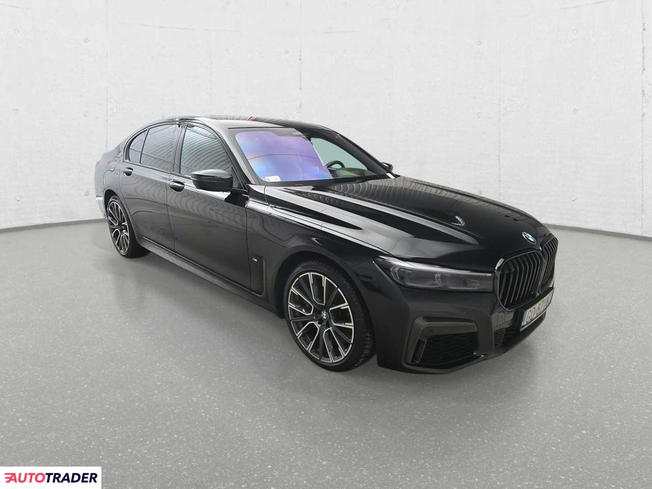 BMW 730 2019 3.0 265 KM