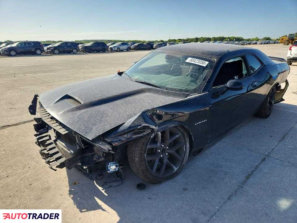 Dodge Challenger 2021 5