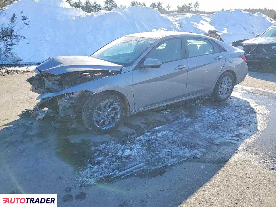 Hyundai Elantra 2024 2