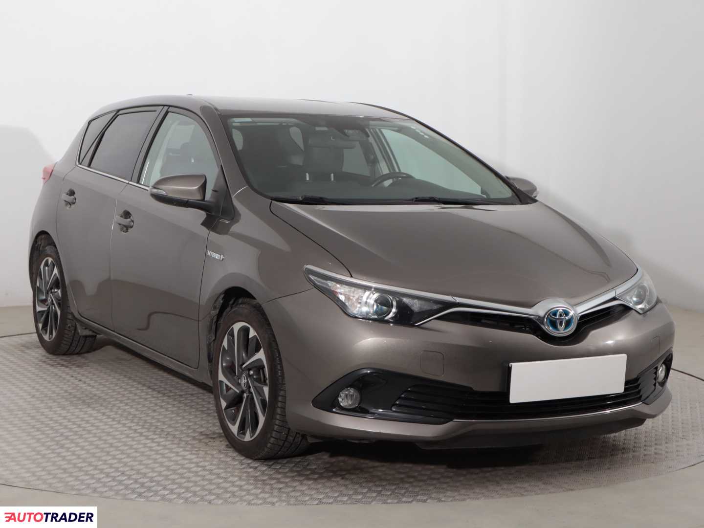 Toyota Auris 2017 1.8 134 KM Toyota Auris 2017 1.8 134 KM