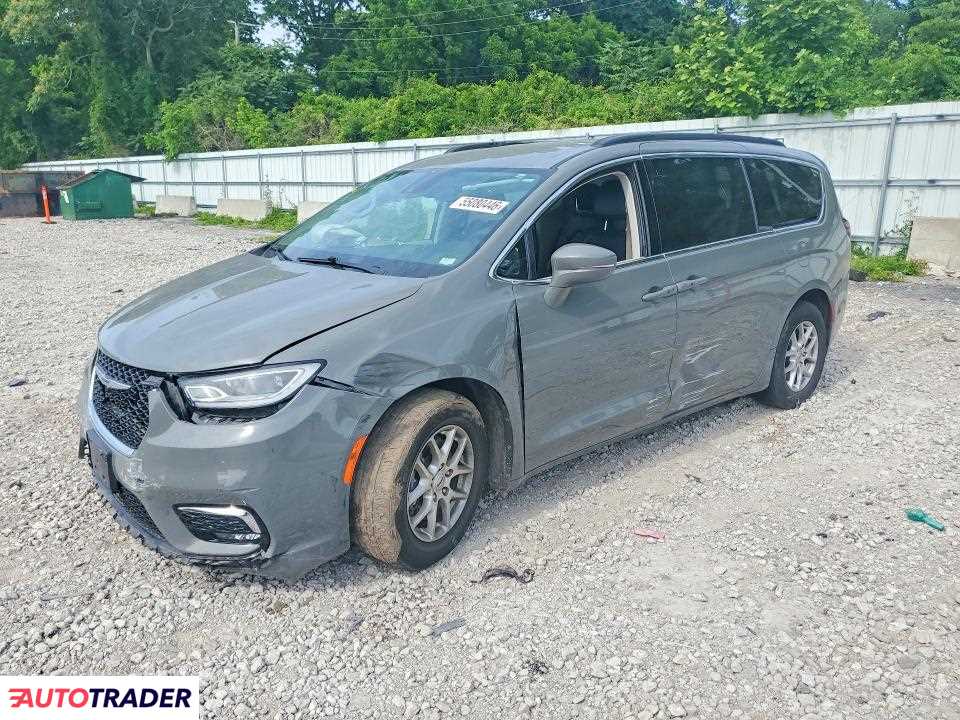 Chrysler Pacifica 2022 3