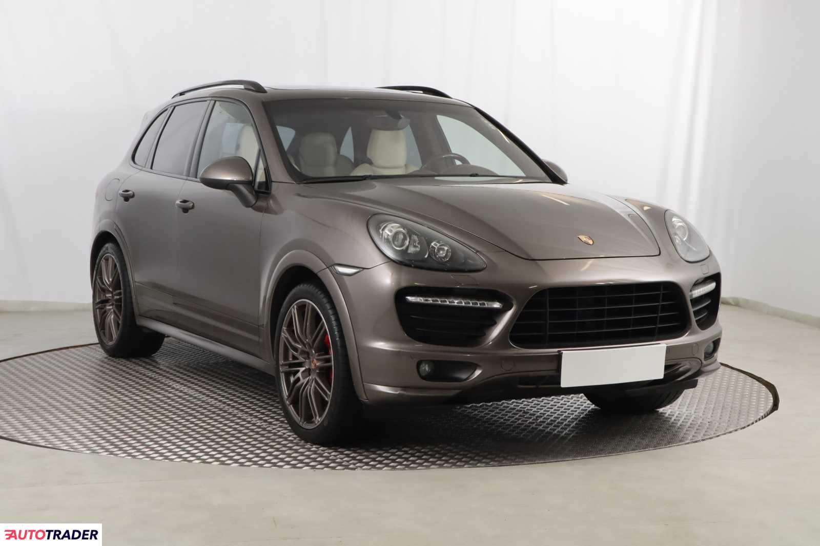 Porsche Cayenne 2013 4.8 414 KM Porsche Cayenne 2013 4.8 414 KM