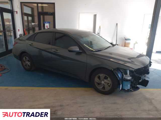 Hyundai Elantra 2025 2