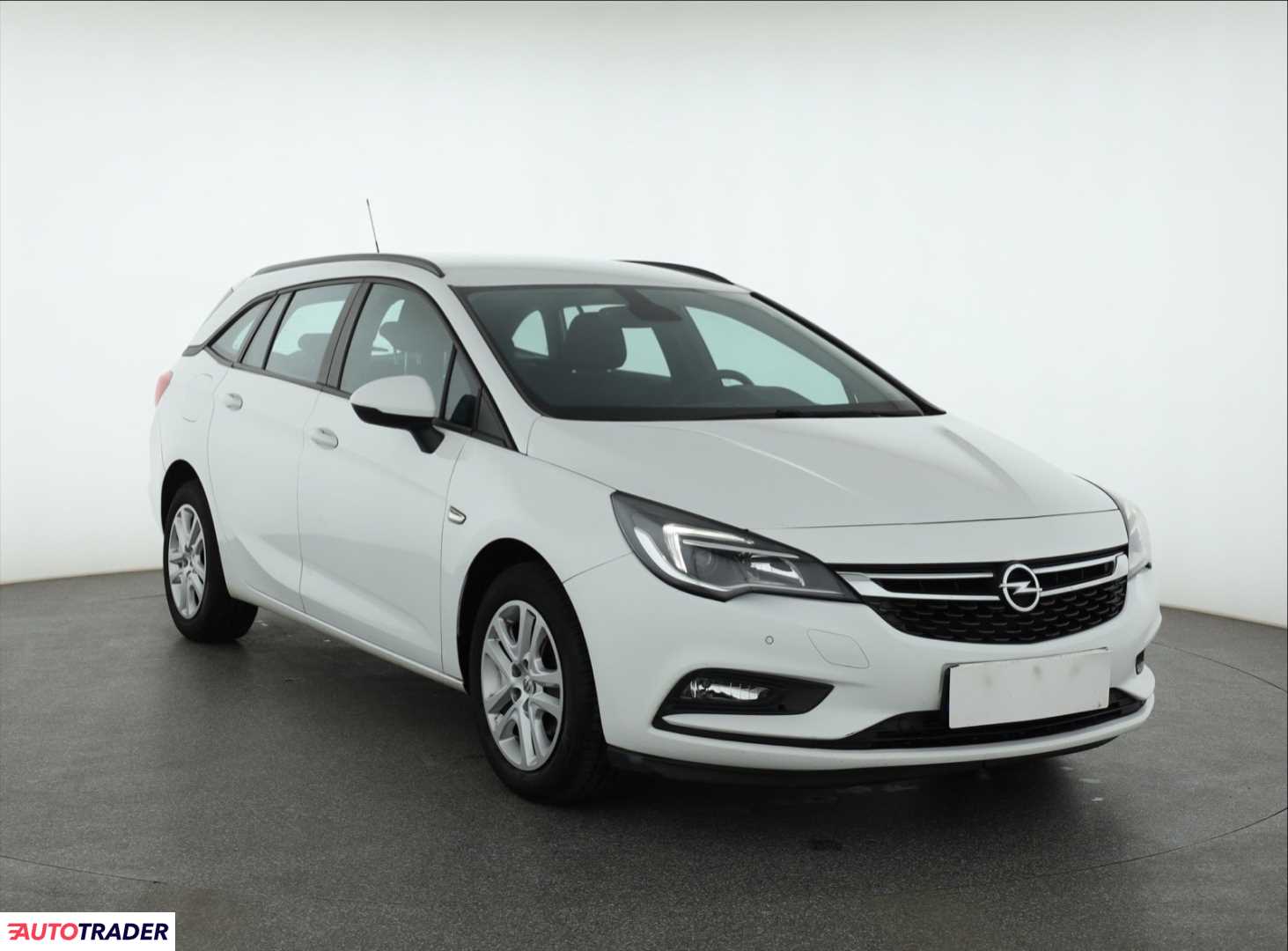Opel Astra 2016 1.4 123 KM