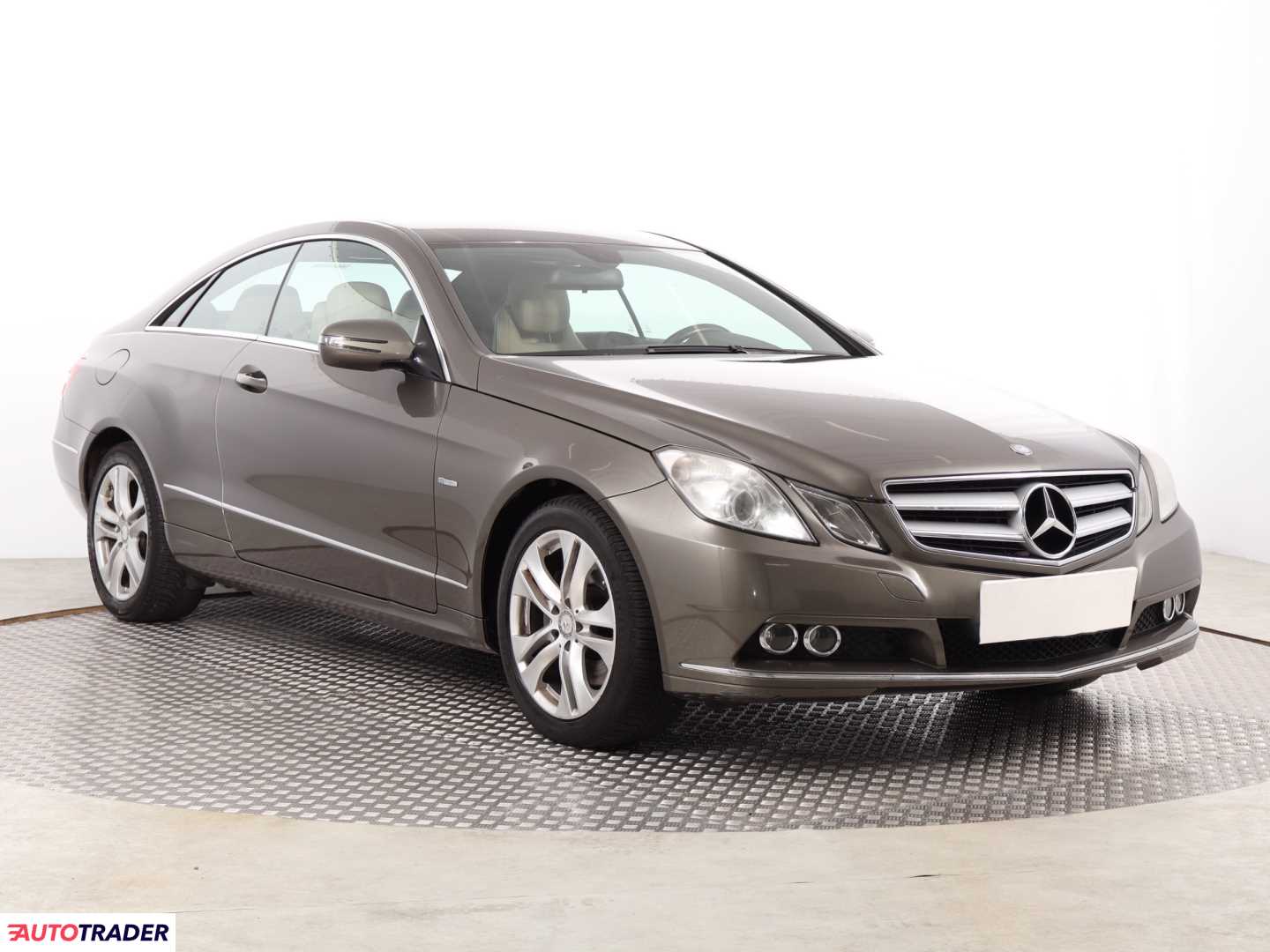 Mercedes E-klasa 2009 2.1 201 KM