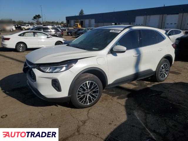 Ford Escape 2025 2