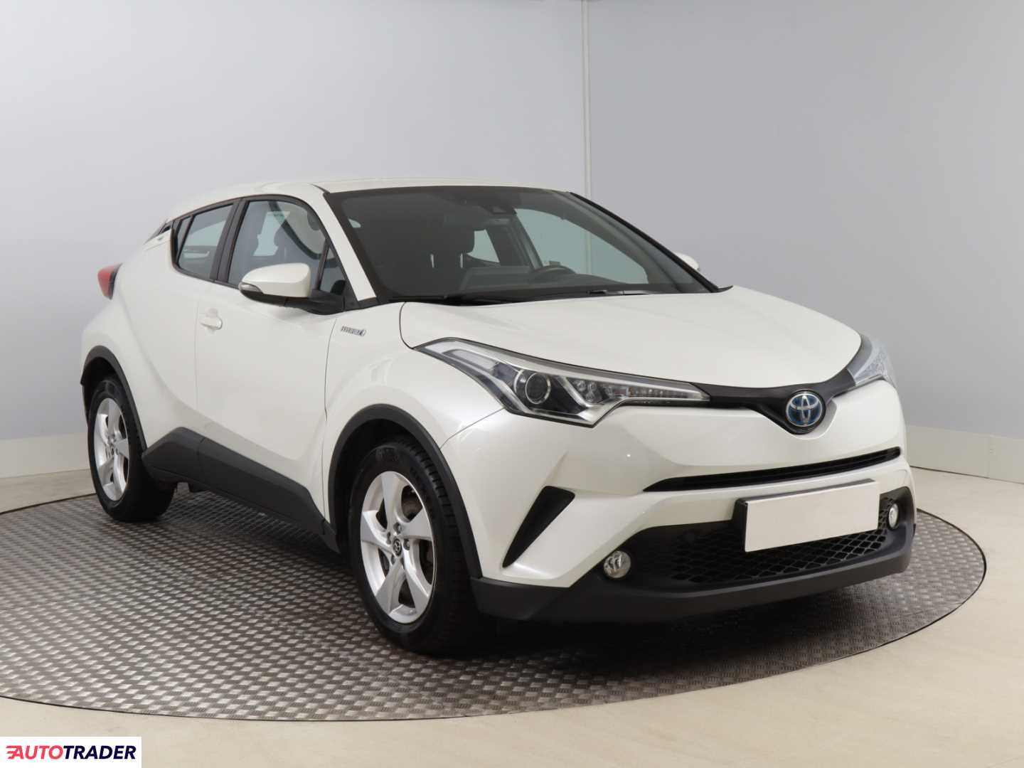 Toyota C-HR 2019 1.8 120 KM