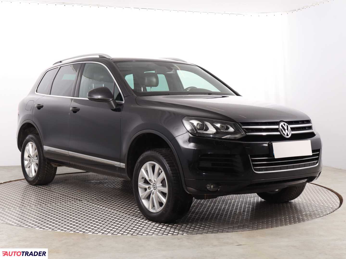 Volkswagen Touareg 3.0 241 KM 2011r. (Piaseczno)