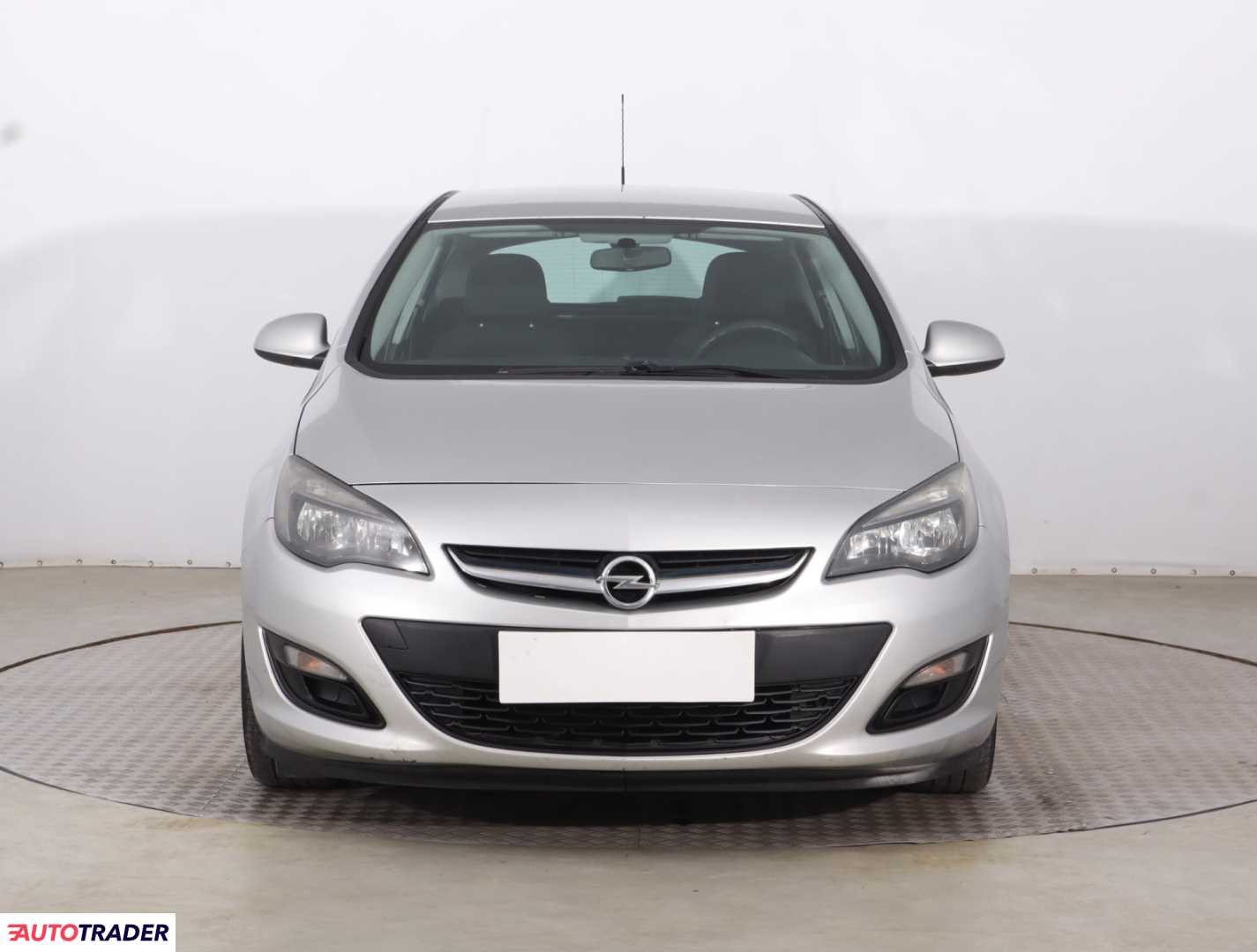 Opel Astra 2012 1.7 123 KM