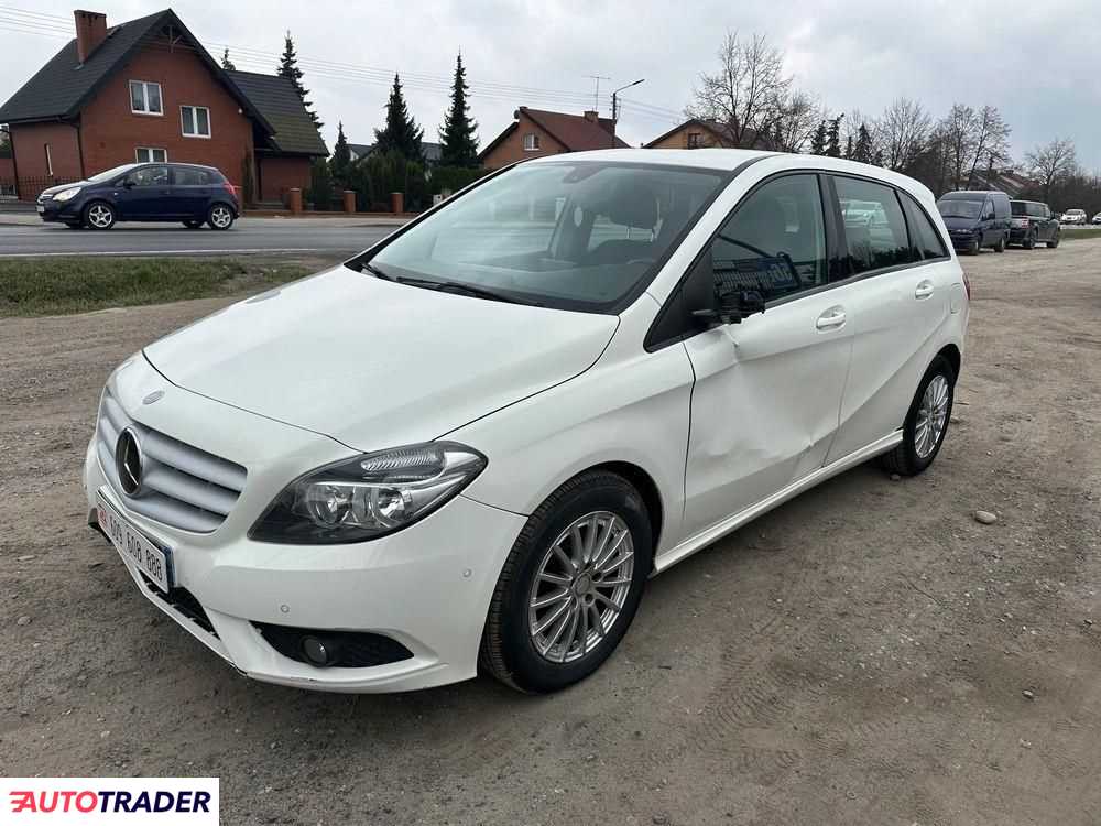 Mercedes B-klasa 2014 1.5 90 KM Mercedes B-klasa 2014 1.5 90 KM