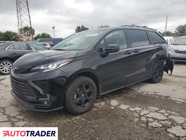 Toyota Sienna 2025 2