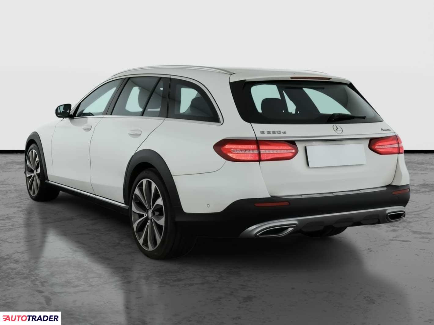 Mercedes E-klasa 2017 2.0 191 KM