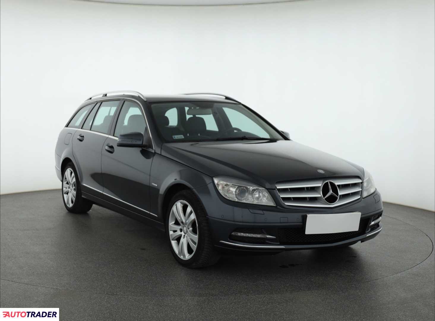 Mercedes C-klasa 2011 1.8 154 KM