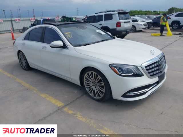 Mercedes 2020 3