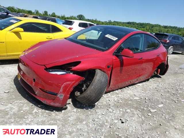 Tesla Model Y 2023 Tesla Model Y 2023