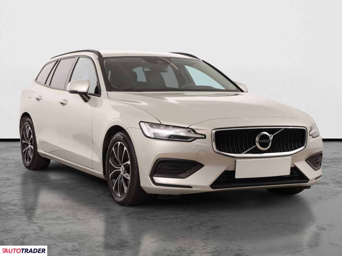 Volvo V60 2022 2.0 160 KM