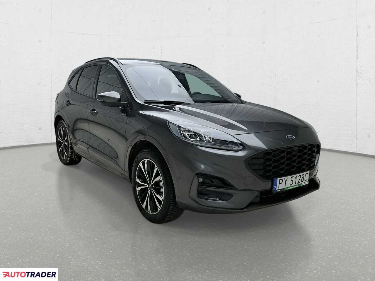 Ford Kuga 2.5 hybrydowy 152 KM 2023r. (Komorniki)