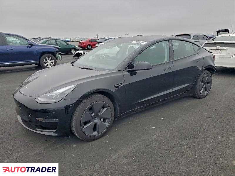Tesla Model 3 2023