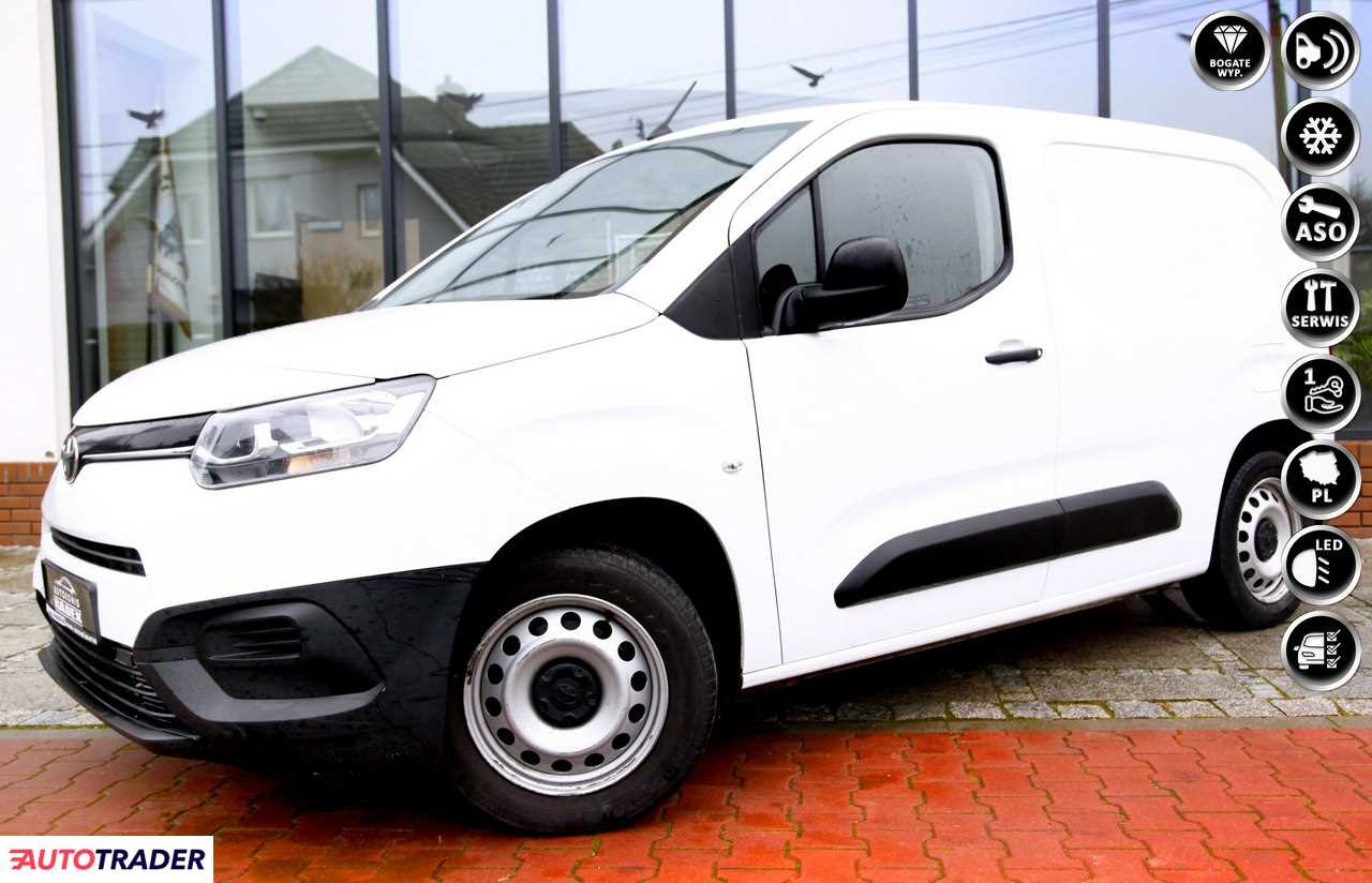 Toyota Pozostałe 2020 1.5