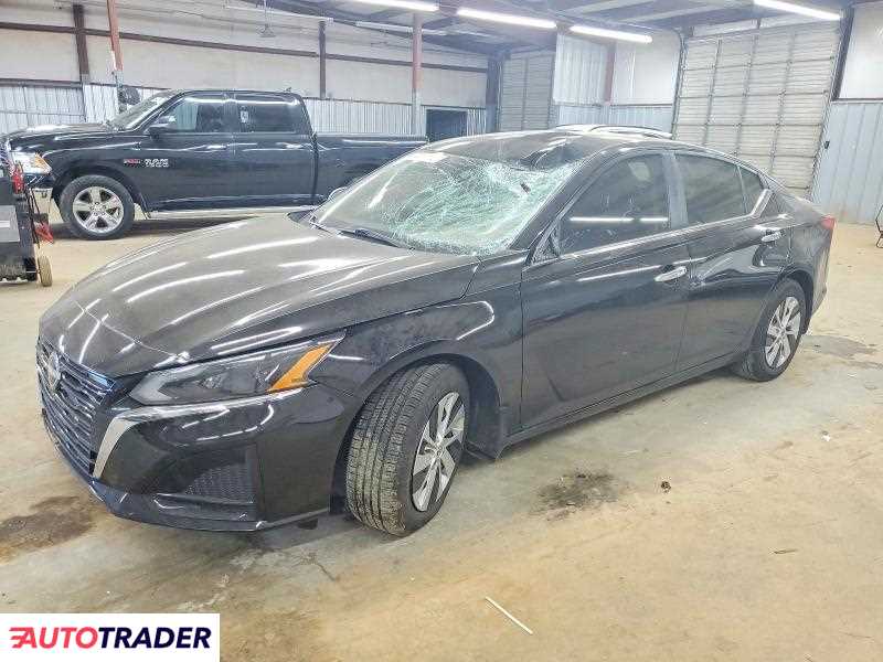 Nissan Altima 2024 2