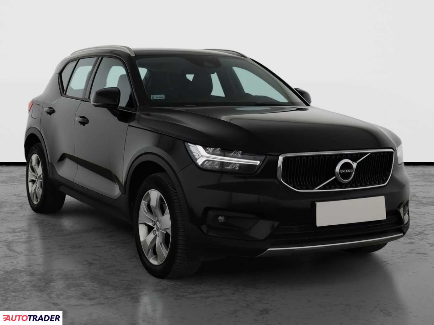 Volvo XC40 2018 2.0 187 KM