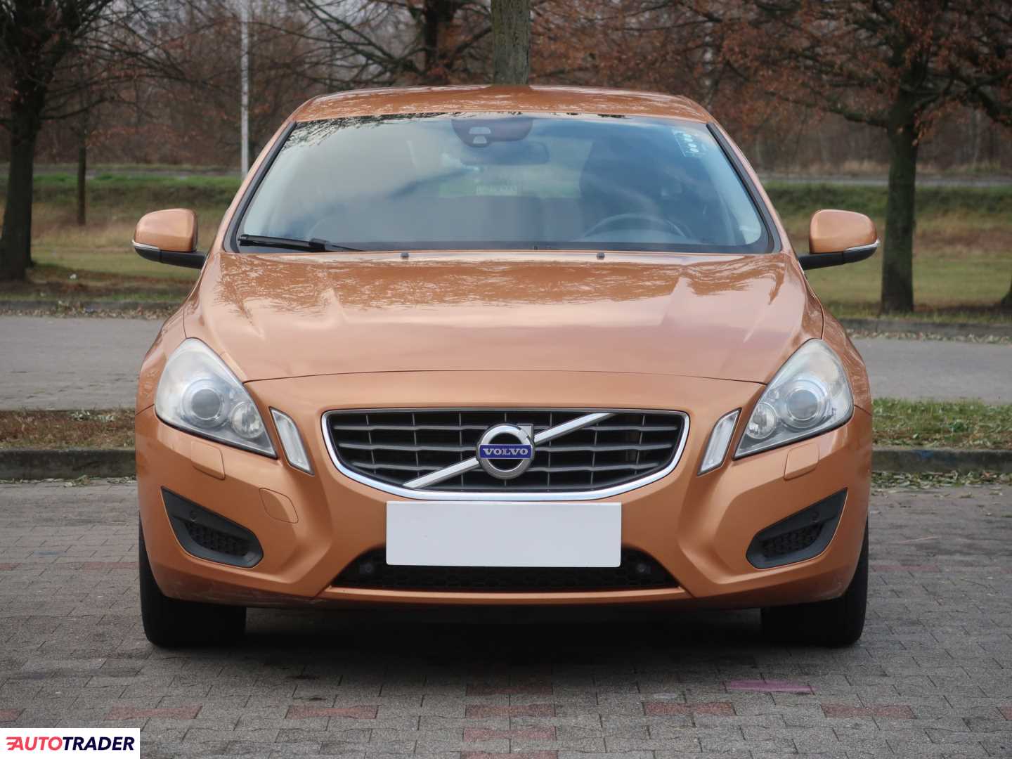 Volvo V60 1.6 147 KM 2012r. (Piaseczno)