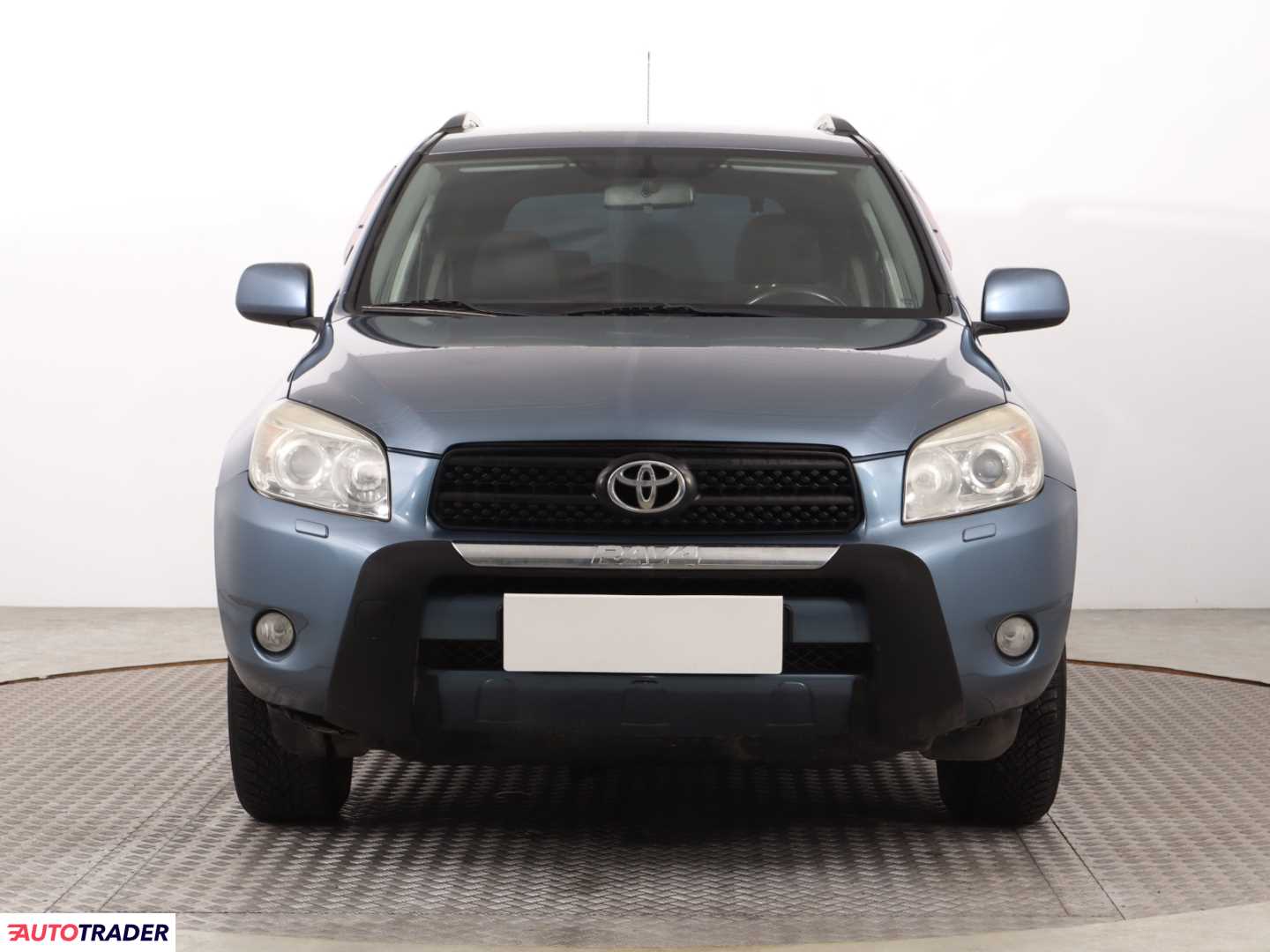 Toyota RAV 4 2008 2.2 134 KM