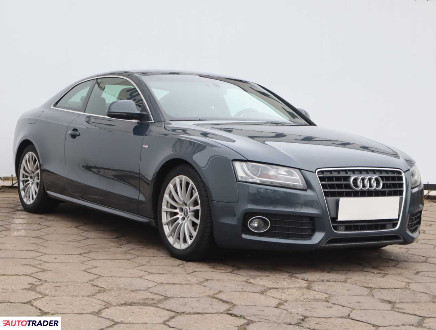 Audi A5 2009 2.7 187 KM