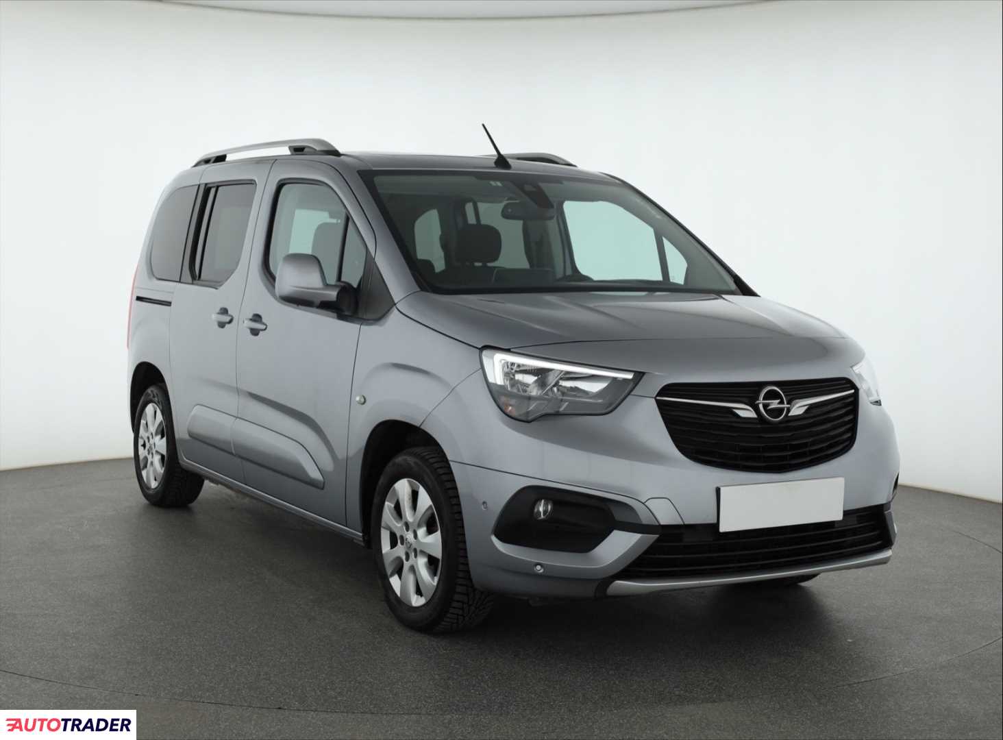 Opel Combo 2019 1.2 128 KM