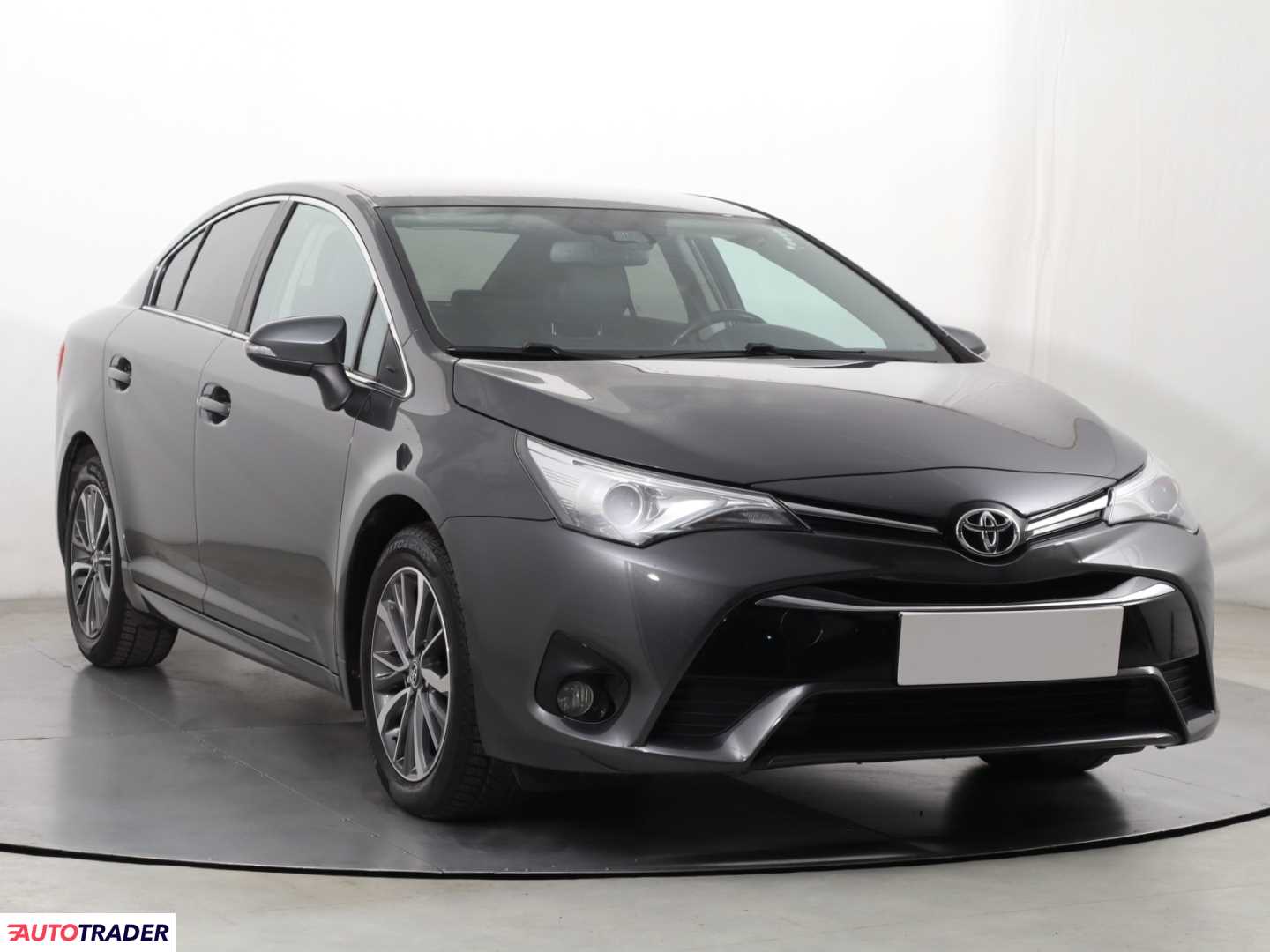 Toyota Avensis 2015 2.0 140 KM Toyota Avensis 2015 2.0 140 KM