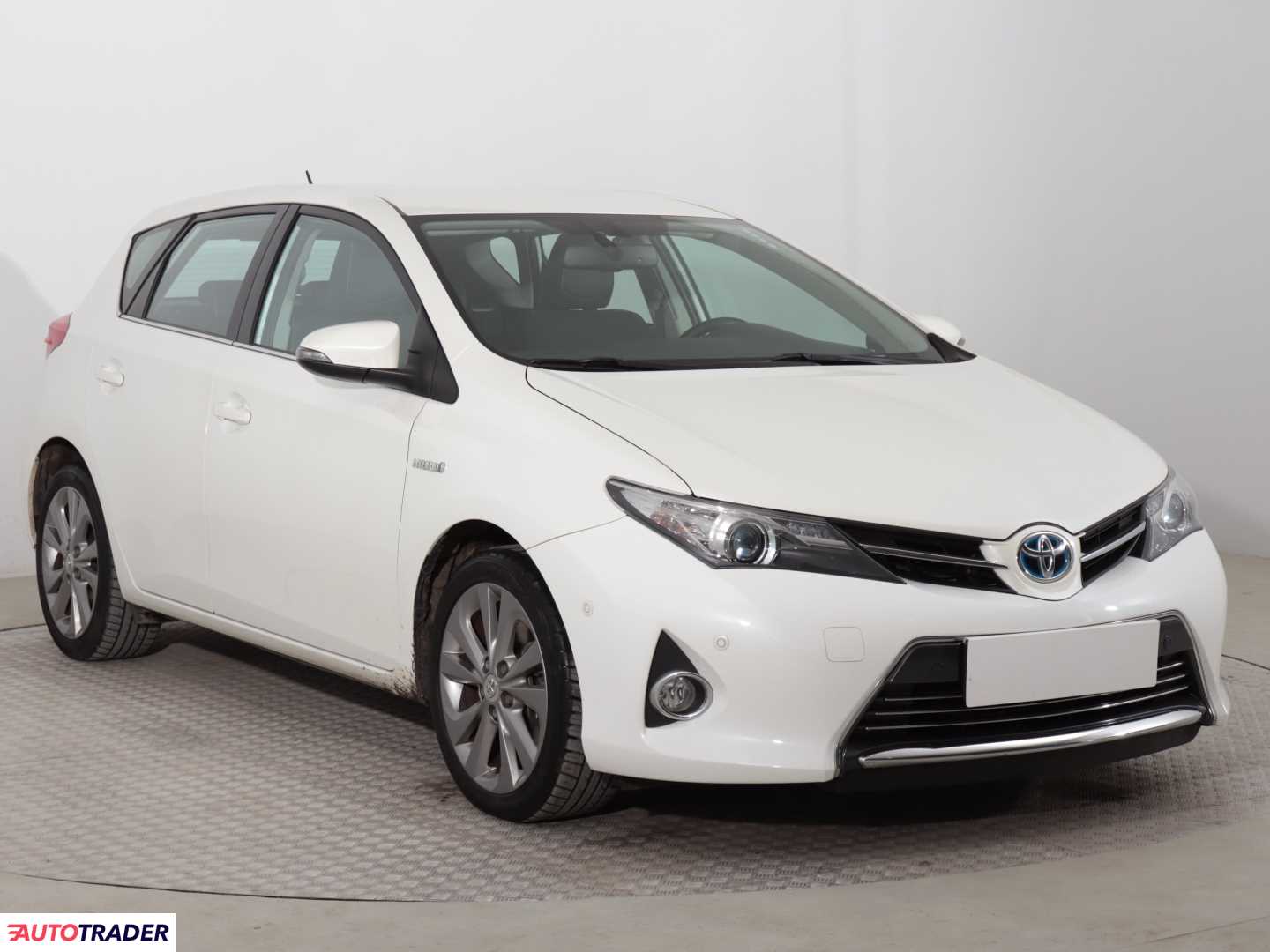 Toyota Auris 2013 1.8 134 KM Toyota Auris 2013 1.8 134 KM