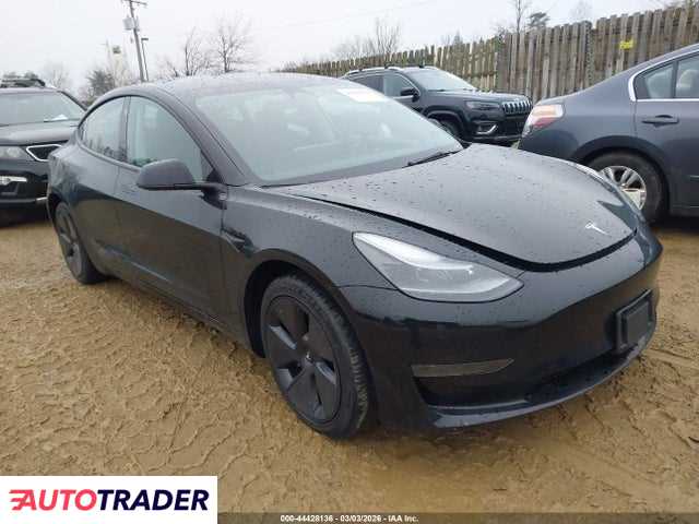 Tesla Model 3 2023