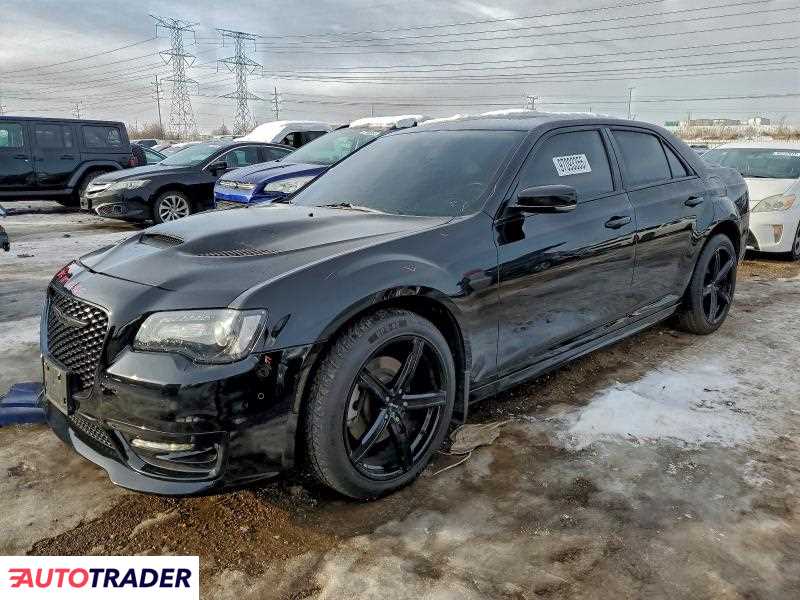 Chrysler 300C 2021 3