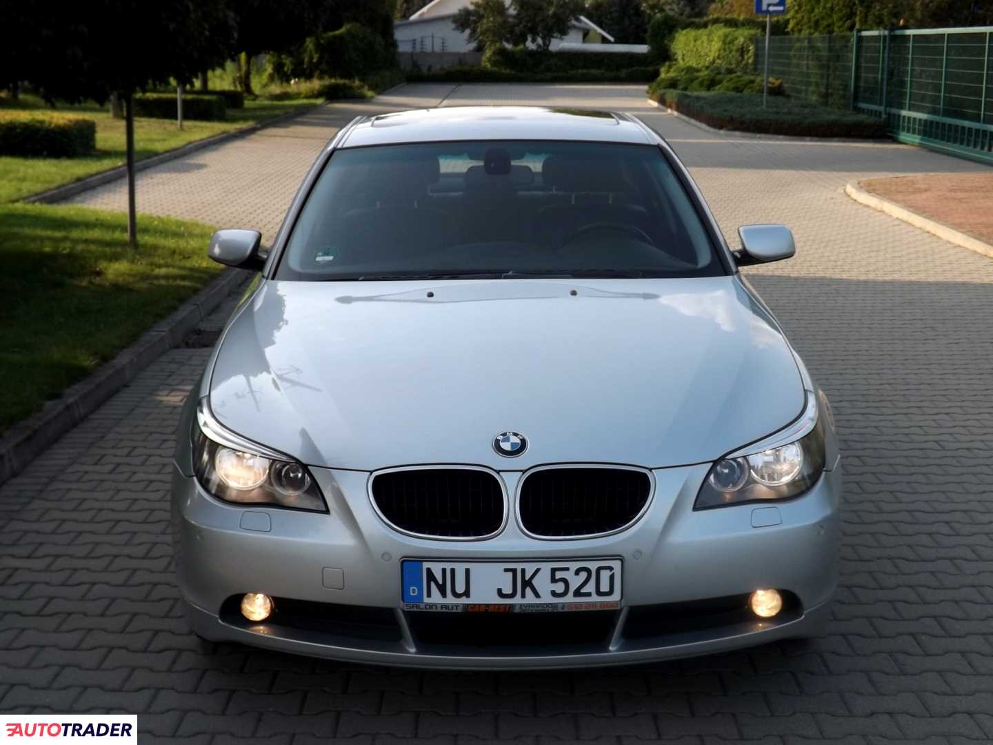 BMW 520 2.2 benzyna 170 KM 2004r. (Żyrardów) Autotrader.pl