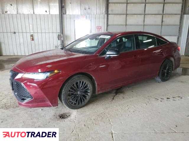 Toyota Avalon 2.0 hybrydowy 2019r. (DES MOINES)